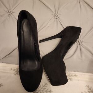 Black platform heels